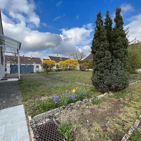 Maisonnette - Jardin Exterieur Champagne-sur-Seine Exterior foto